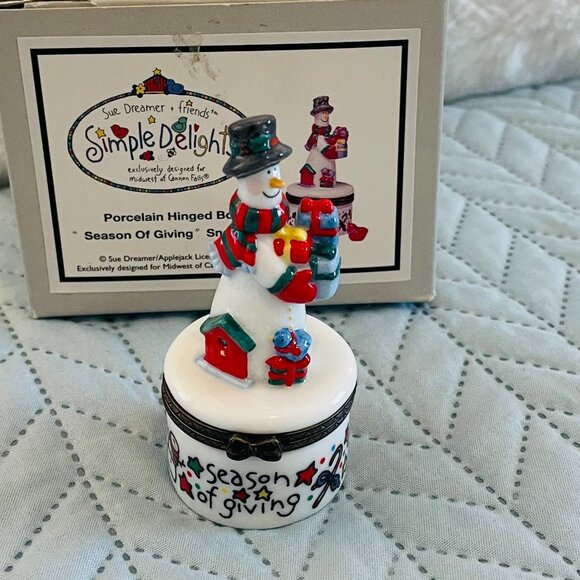 Vintage Season of Giving Snowman  Porcelain Tiny Hinged Christmas Treasure Box - Picture 1 of 11